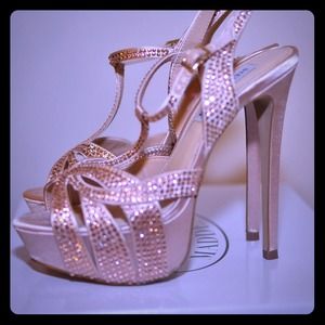 Steve Madden Allly Blush Size 6.5