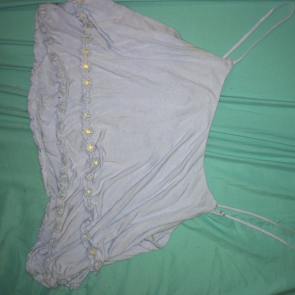 Baby blue daisy crop too
