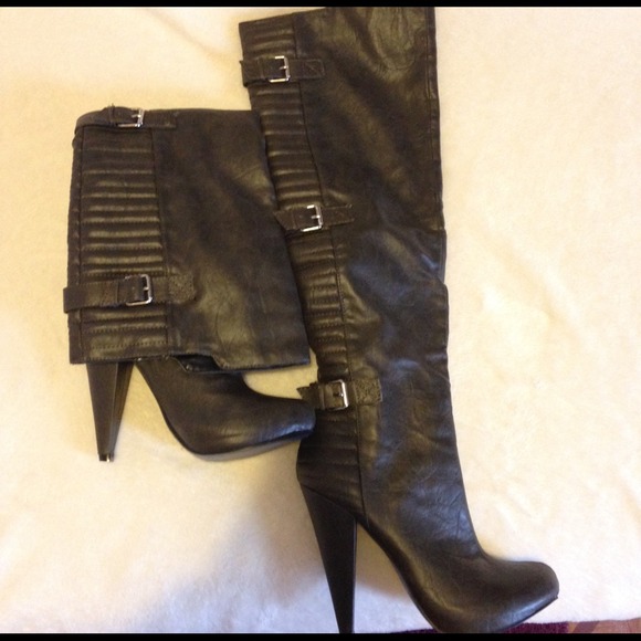 Brown boots