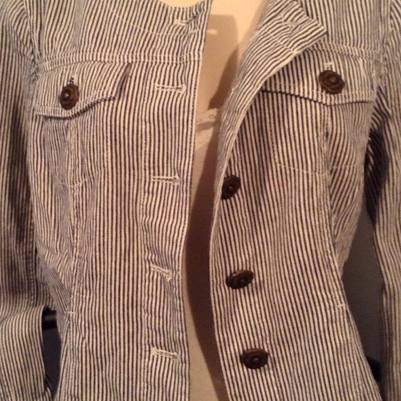 Christopher & Banks stripped blazer - Picture 2 of 4