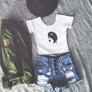 Yin Yang Drip Tee (Medium)