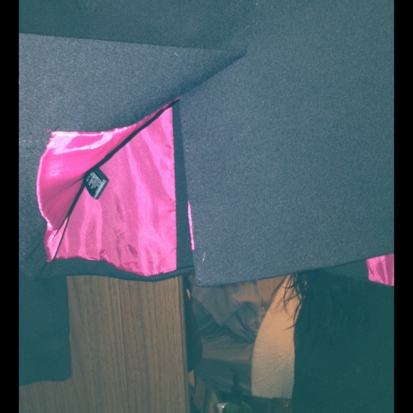 ⛔️SOLD⛔️ Forever 21 black short jacket - Picture 3 of 4