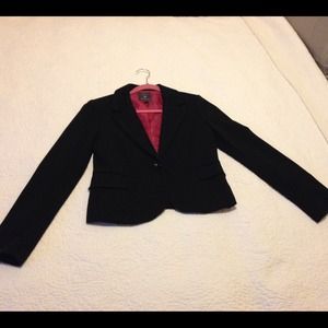 ⛔️SOLD⛔️ Forever 21 black short jacket