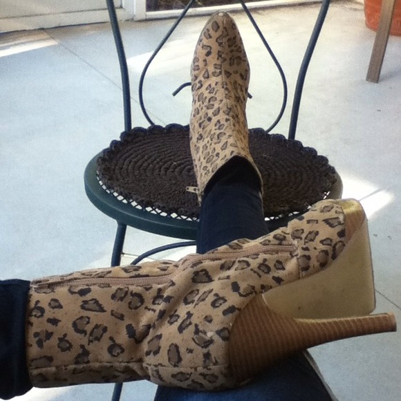 ❤Delicious Cheetah Print High Heel Boots❤