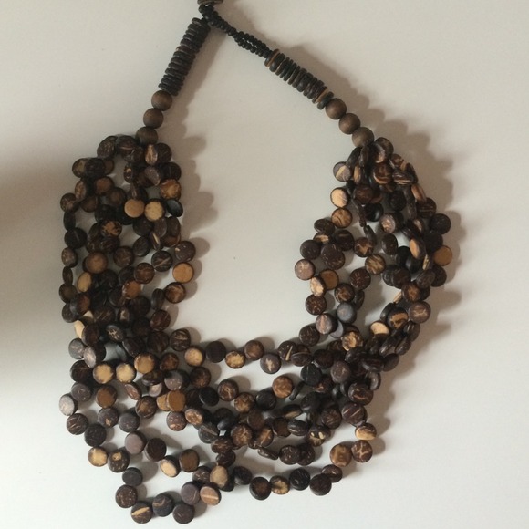 4 for 1 statement necklaces - Picture 4 of 4