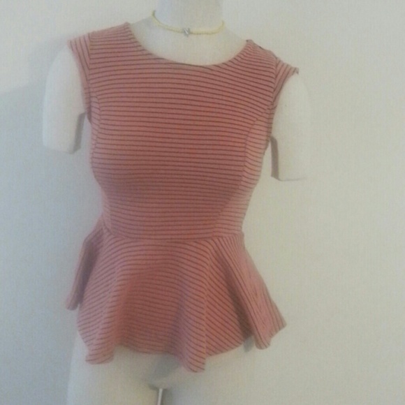 Cap sleeve plum with slight open back