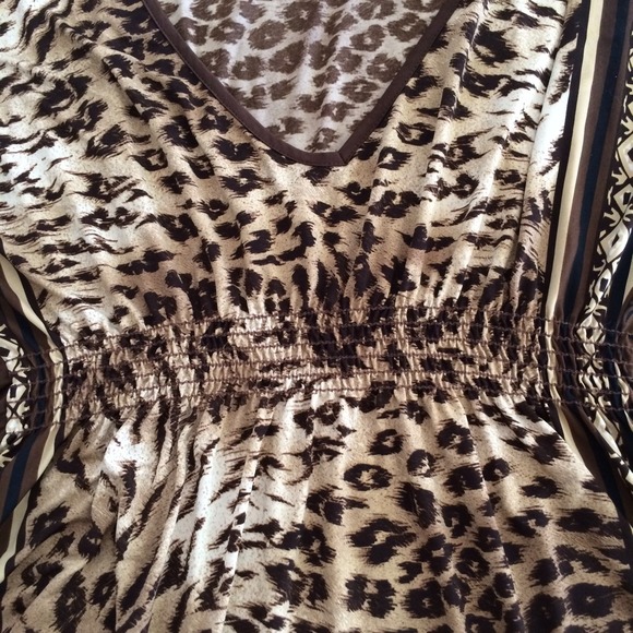 Leopard Print Tunic - Picture 2 of 4