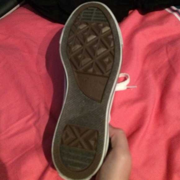 Converse - Picture 3 of 4