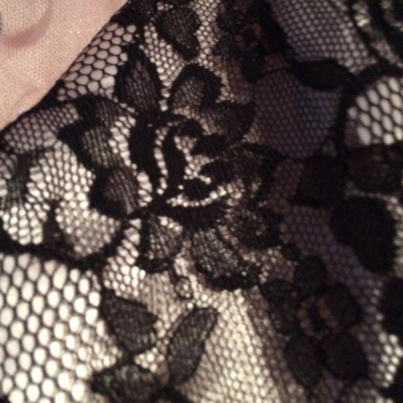 Dress - Picture 4 of 4