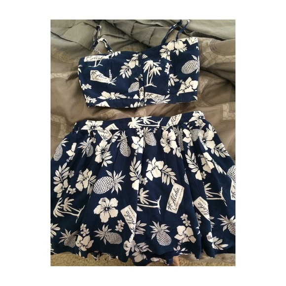 Hollister Hawaiian Set🌴🌺
