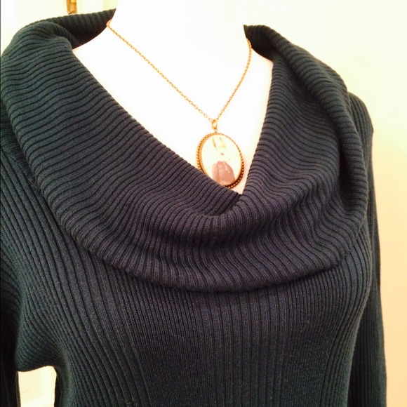 Teal Green Cowl Neck Sweater - Picture 2 of 4