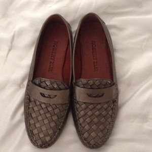 Robert Zur Petra Driver Flat