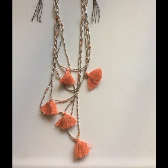 SOLD tassel wisp necklace - Picture 2 of 3