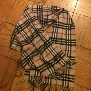 100% authentic Burberry cashmere scarf