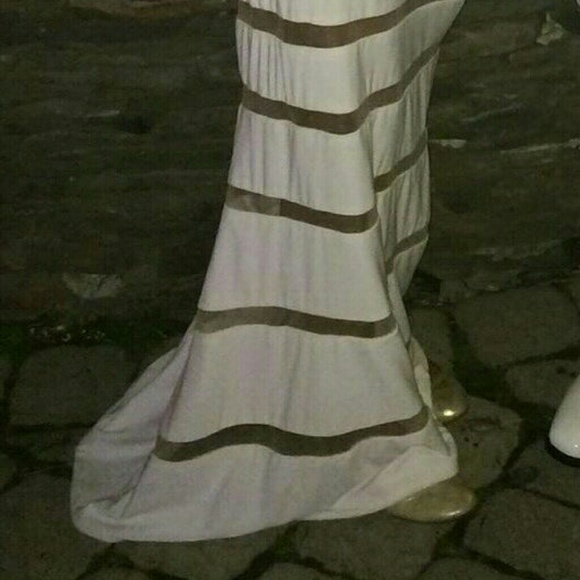 Beautiful styled for rihanna Jovani prom dress - Picture 4 of 4