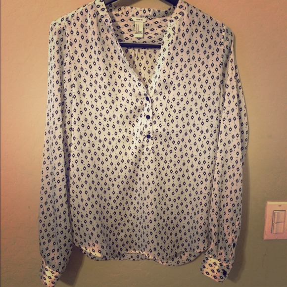 Long Sleeved Patterned Top