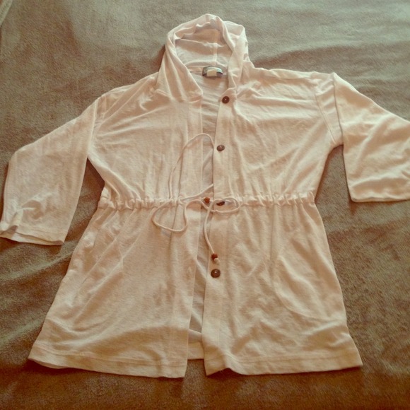 Adorable white gauzy hooded swim coverup
