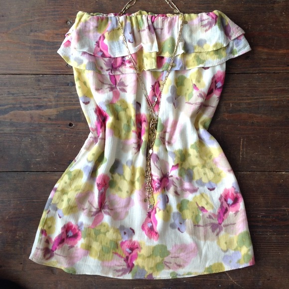 J. Crew Dresses & Skirts - Strapless J CREW flower dress
