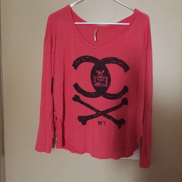 Pink top **make an offer I'm very flexible!!**