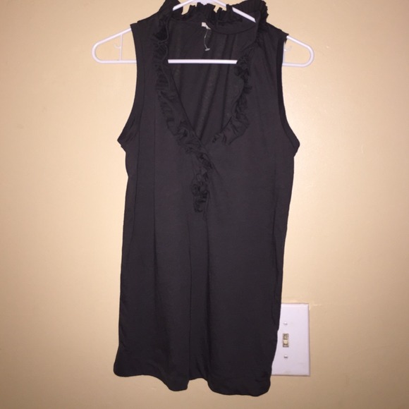 Grey top** make an offer I am very flexible**