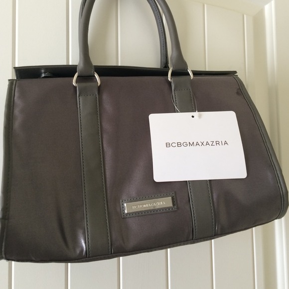 Cute little travel bag!