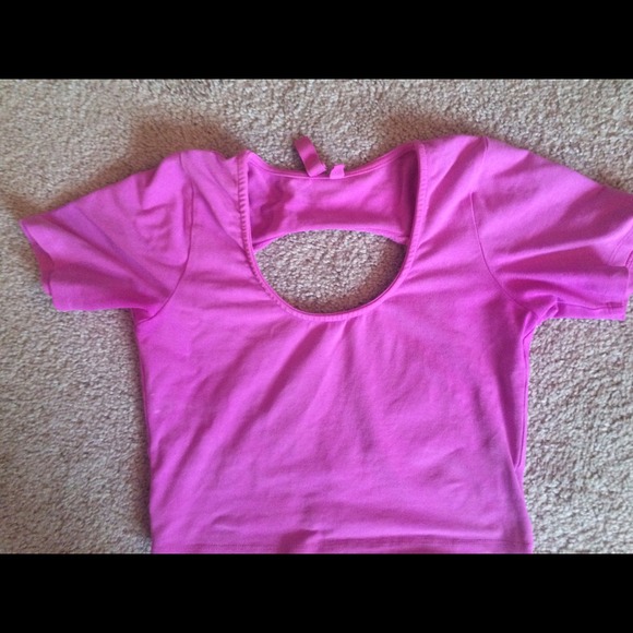 💕💕LF open heart back crop top💕💕 - Picture 1 of 4