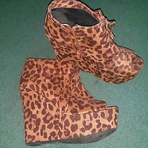 Forever 21 booties