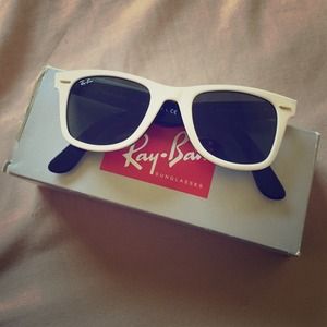 Raybans for @luljetan!