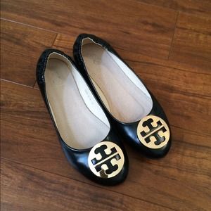 Tory Burch Black Flats Size 6