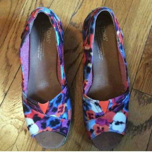 Floral Toms wedges