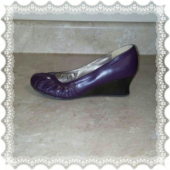 Purple Wedges