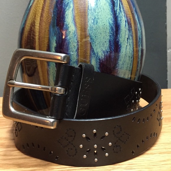 Guess Belt