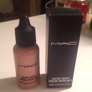 Riri hearts MAC Barbados Girl lustre drops