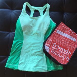 Lululemon green tank top built in shelf bra size 8