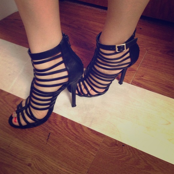 Sexy black heels