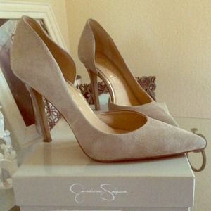 Beige Jessica Simpson heels