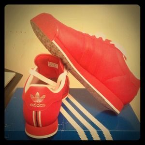 Adidas SOMOA