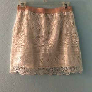 AEO Cream Lace Skirt - Never Worn!