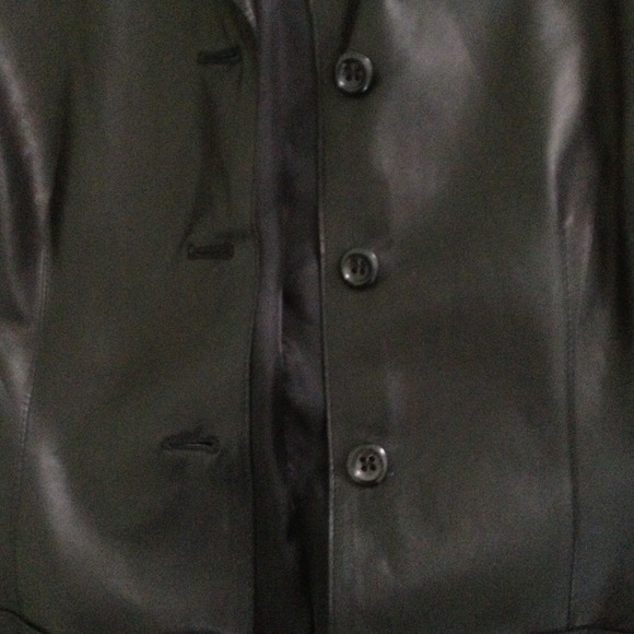 Leather coat - Picture 2 of 3