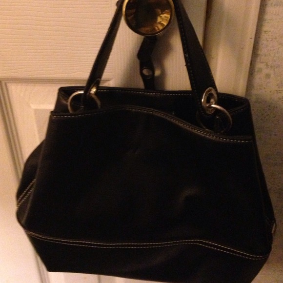 Leather handbag