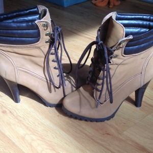 *PRICE REDUCED!* High heel Timberland boots