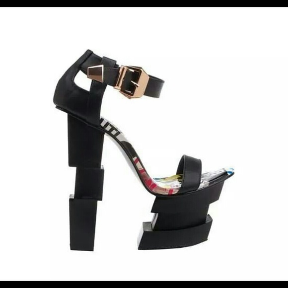 Privileged Heels - Picture 1 of 1