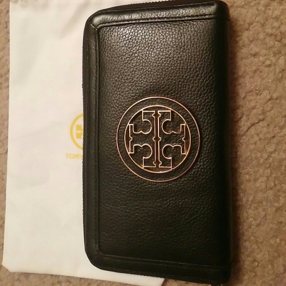 Tory Burch Amanda Wallet