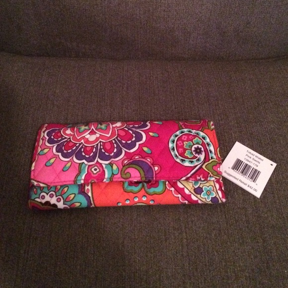 vera bradley wallet pink