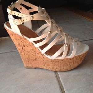 White wedges