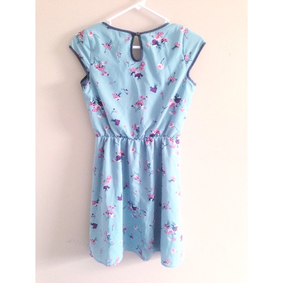 ~FLASH SALE~ Turquoise/Light Blue-ish Dress - Picture 2 of 2