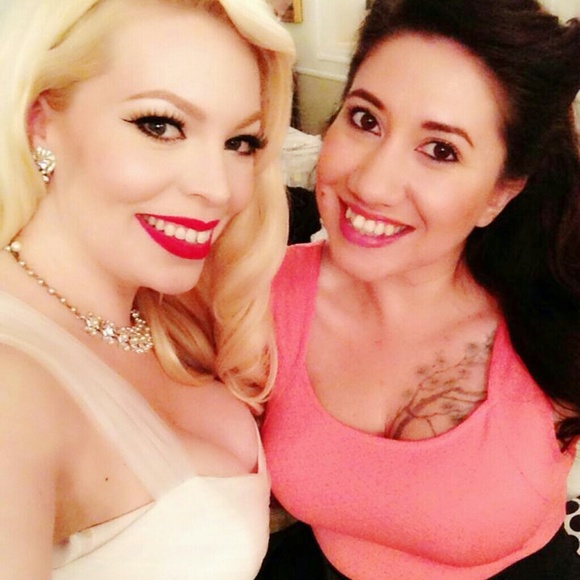 Welcome to my closet! - Picture 2 of 4