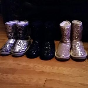 GIRLS BOOTS 6 PAIRS SIZE 3&4 EXCELLENT CONDITION