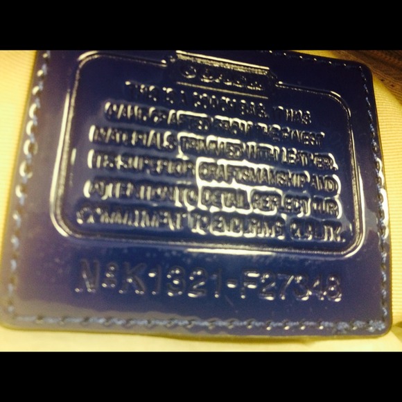 SOLD🎈🎊🎉👜👜NWT AUTHENTIC COACH HANDBAG - Picture 3 of 3