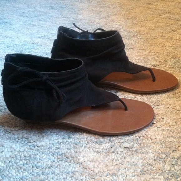 Black Charlotte Russe sandals